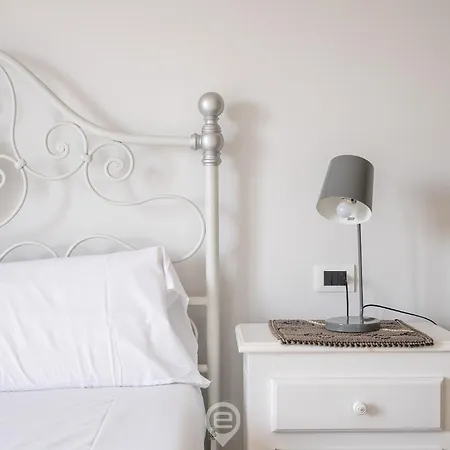 Estay - Terrace On The Sea